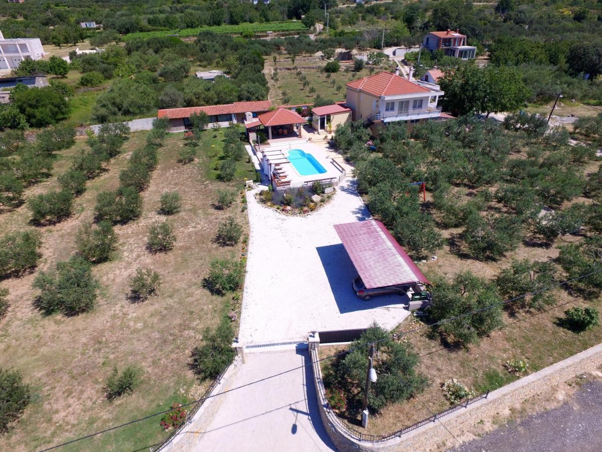 Villa Oliva Kaštela Buitenkant foto