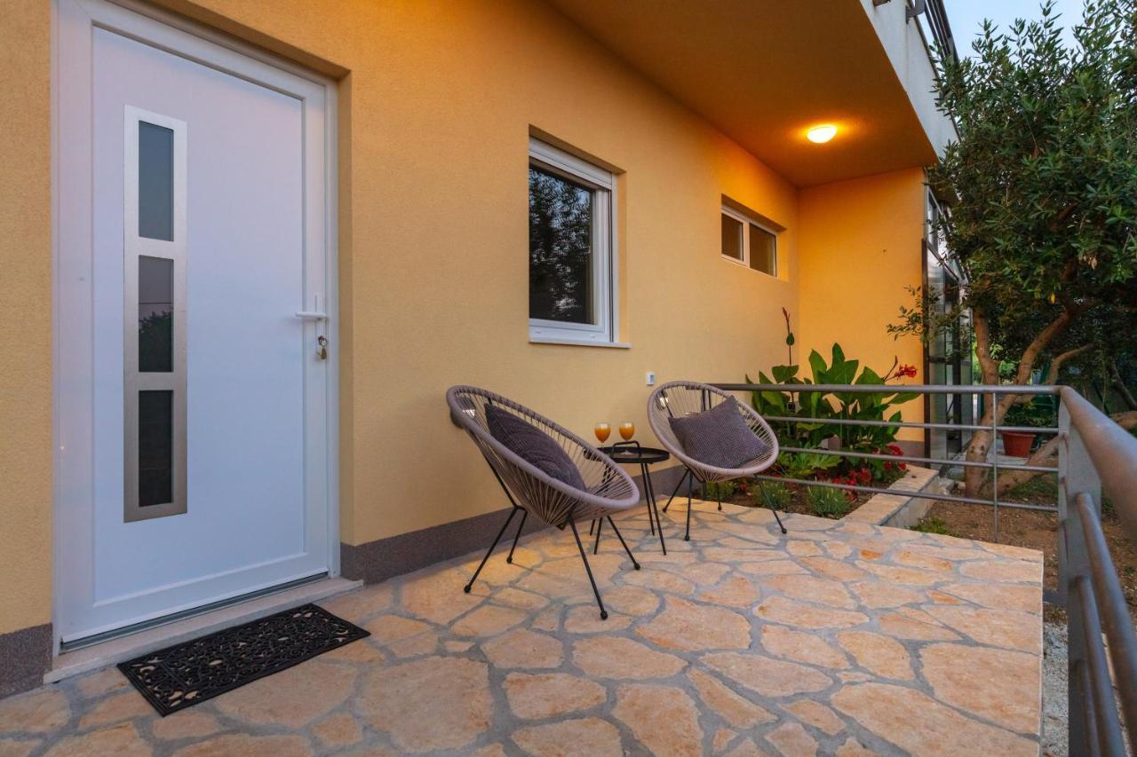 Villa Oliva Kaštela Buitenkant foto